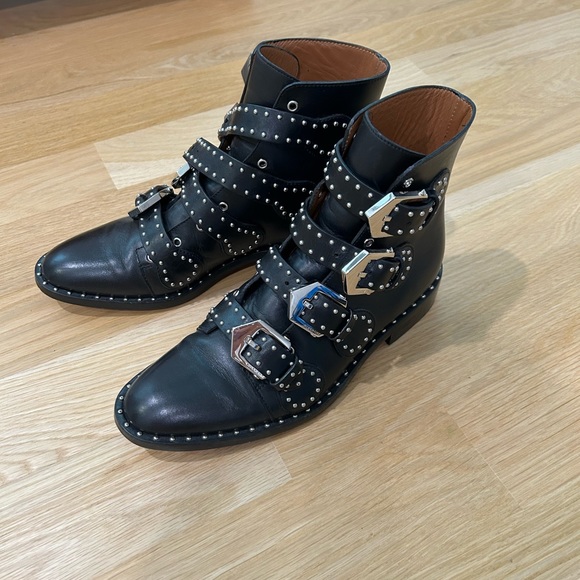 Givenchy buckled boots - Picture 1 of 4